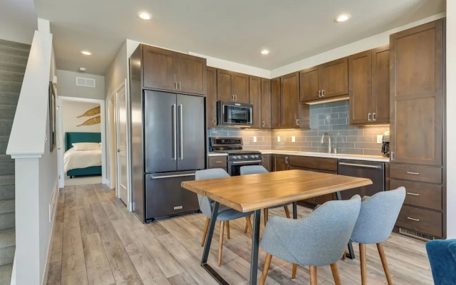 Fraser Vacation Rental - Shuttle to Winter Park!