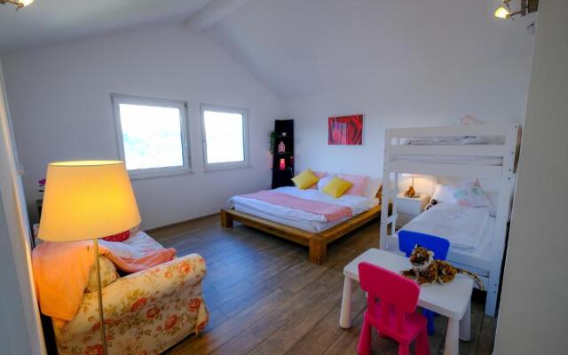Modern and Cosy 5 Rooms Penthouse With Stunning View