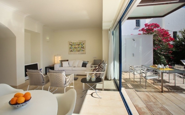 Nausicaa Villa