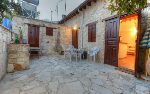 Komi Lofou House by TrulyCyprus