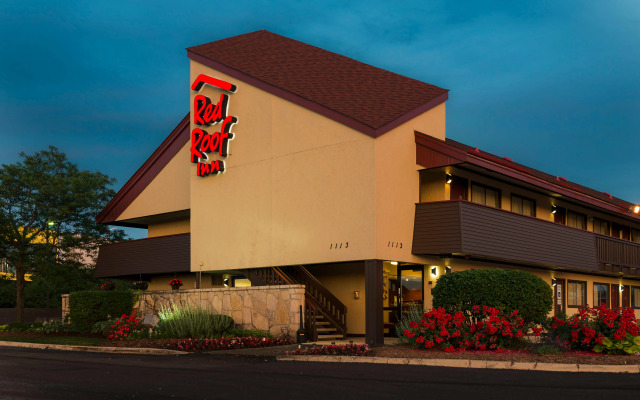 Red Roof Inn Chicago - Downers Grove