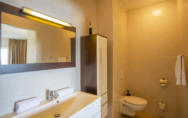 Blue Bay Beach Apartments