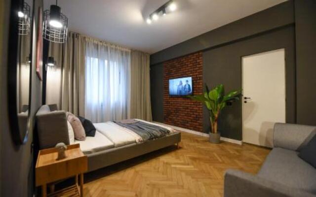 Romana 3 rooms