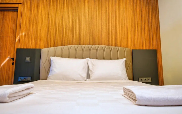 Laristone Suite Spa Hotel