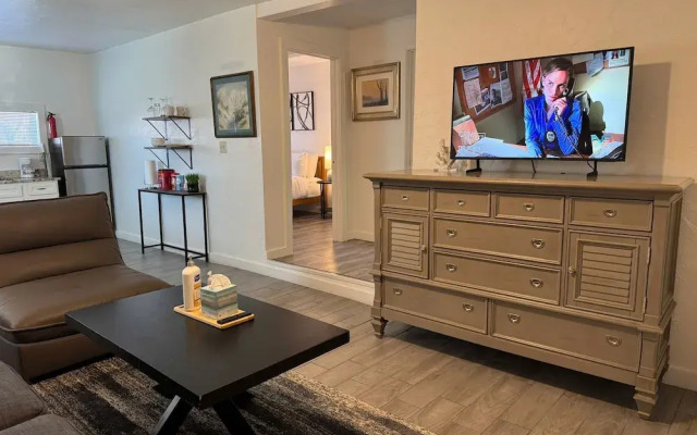 Fully-furnished Studio With Rustic Design 36B