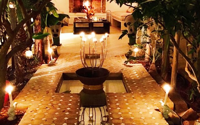 Riad 144