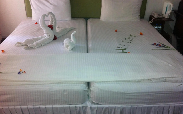 Tea Bush Hotel - Nuwara Eliya