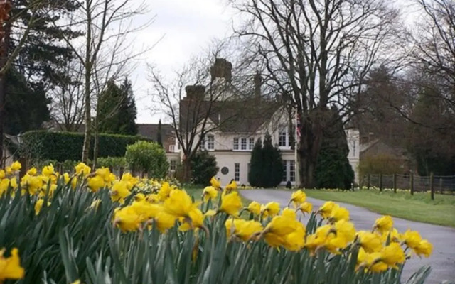 Esseborne Manor Hotel