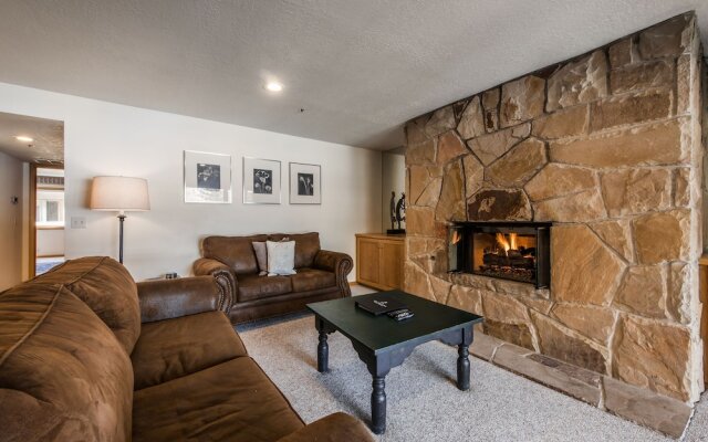All Seasons Condominiums by All Seasons Resort Lodging