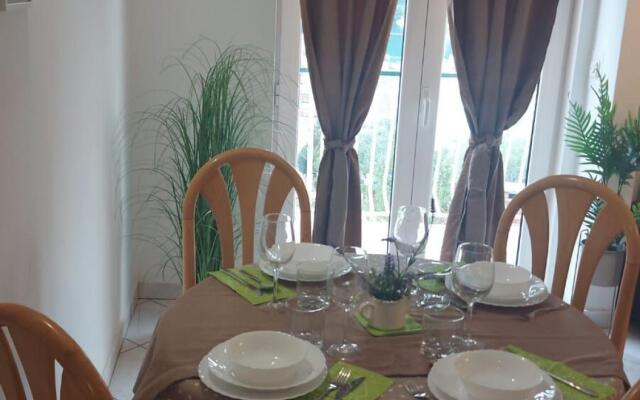 Apartment Meri in Grebastica