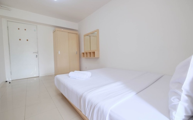 Homey and Comfort Living Studio Room at Bassura City Apartment – Guest Rooms – Jakarta