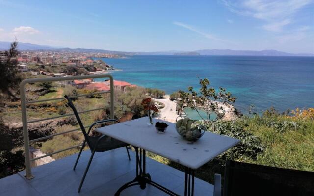 Emerald Apartment Halepa