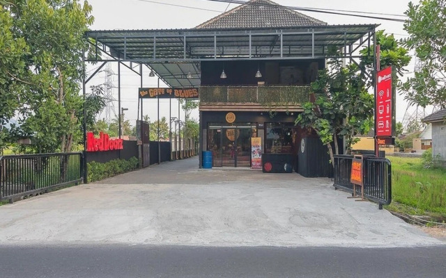 RedDoorz near Desa Wisata Kasongan