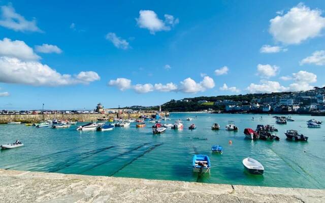 Charming 3-bed House, Saint Ives, nr Beach & Town