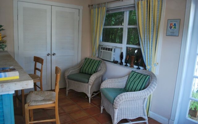 Green Island Inn