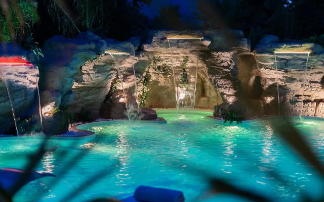 Avaton Luxury Resort