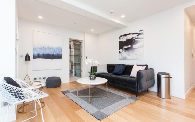 Luxury Apartment in Epsom