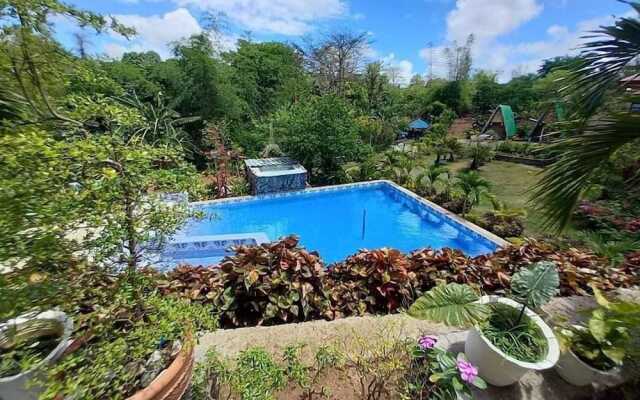 Casa de Robles Tanay Rizal