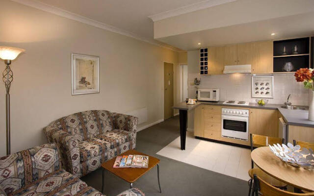 Punt Hill Serviced Apartments North Melbourne