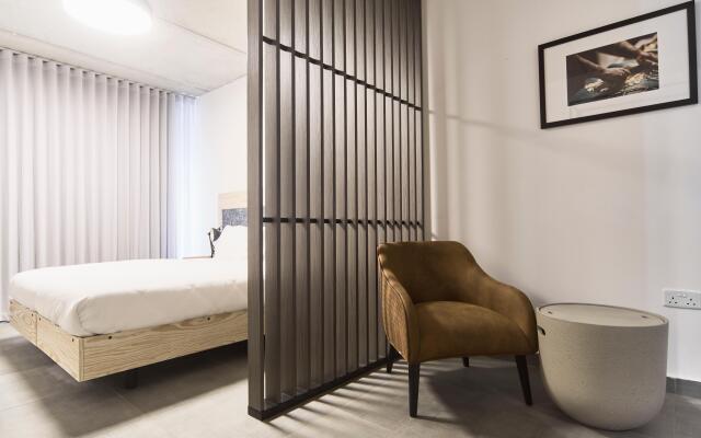Mr. Todd Hotel