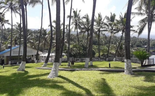 Cristal Itsandra Beach Hotel
