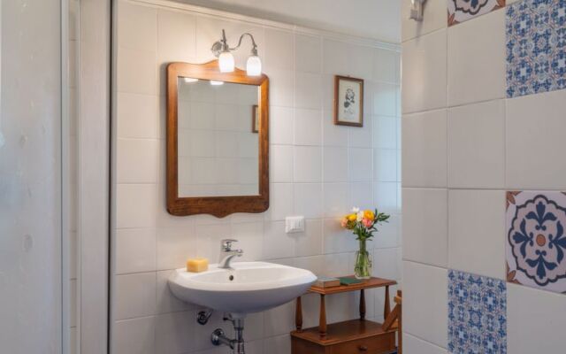 Noce+Ginestra+Villa (GRE184)