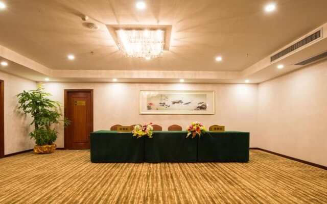 Foshan Jiagao Business Hotel
