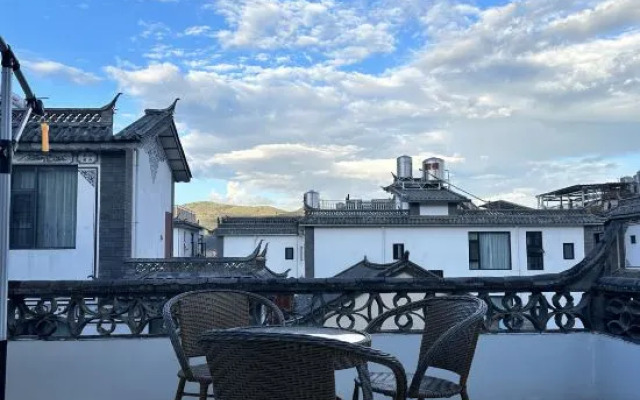 Nothing but Xiaoyin·Seaside Huanhaiguanshan Leisure Holiday Meisu (Bohai Caicun Branch)