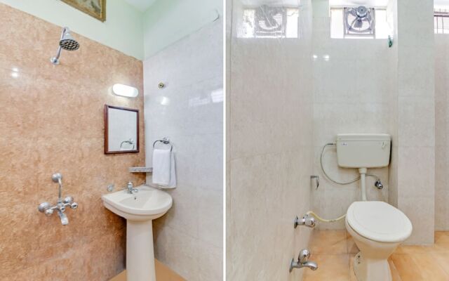 Oyo 40230 Hotel Royal Palace