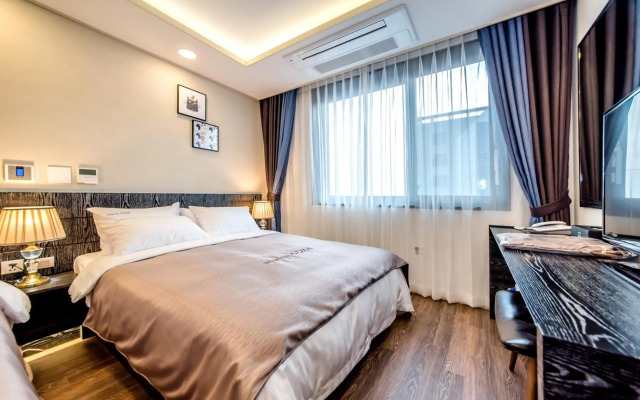 Seawater Spa Hotel Coza