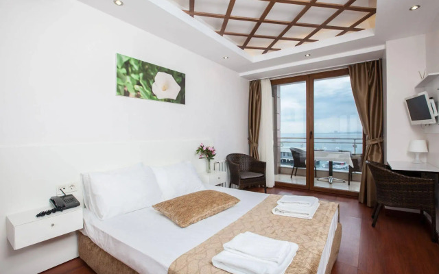 Büyükada Comfort Hotel