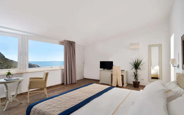 Boutique Hotel Torre di Cala Piccola