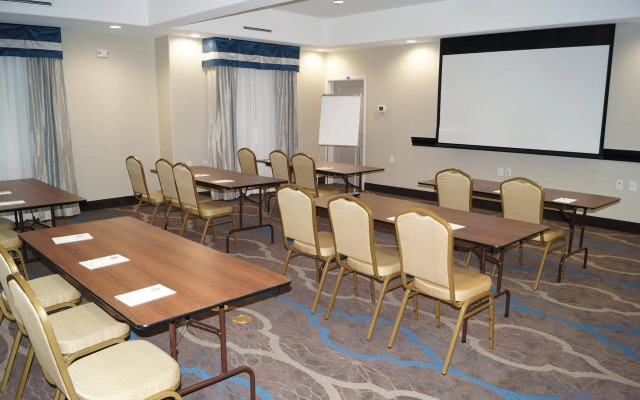 Hampton Inn Kenedy