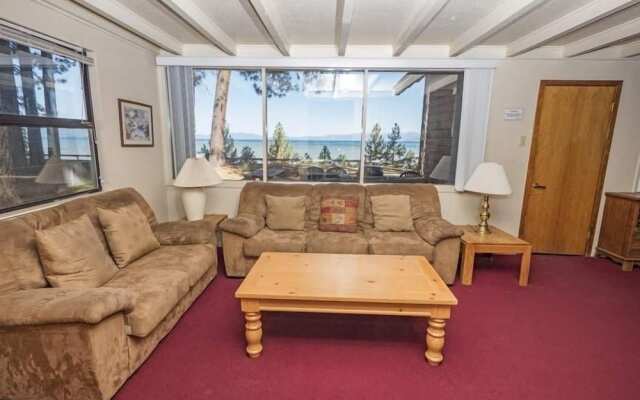 3195 Pasadena Avenue 6 Bedroom Home by RedAwning