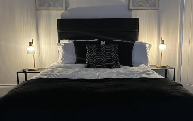 Cosy Manchester House Near Etihad and Coop Live