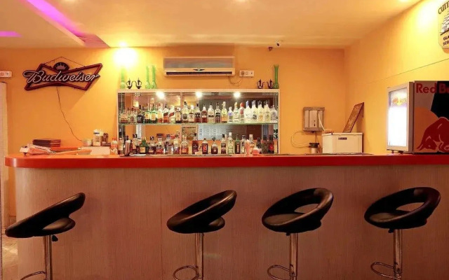 Rossa Hospitality IB 157