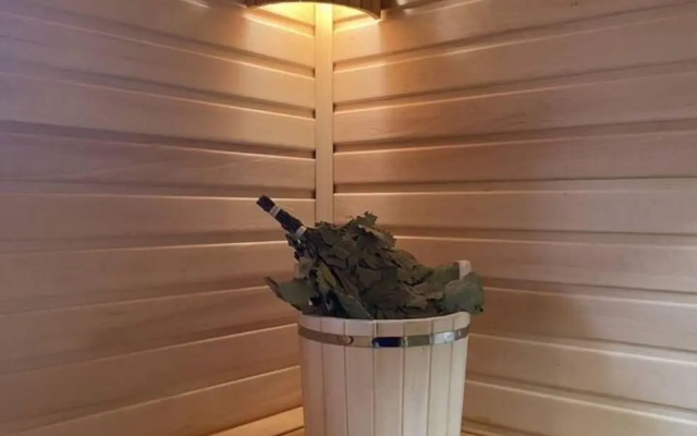 Экко-дом у леса