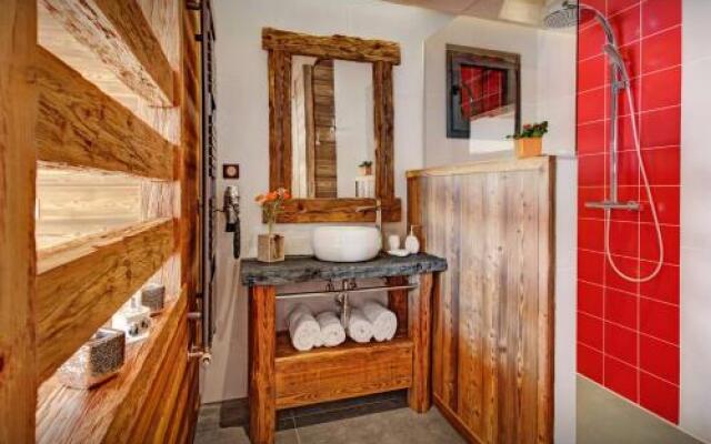 Chalet Alti - OVO Network