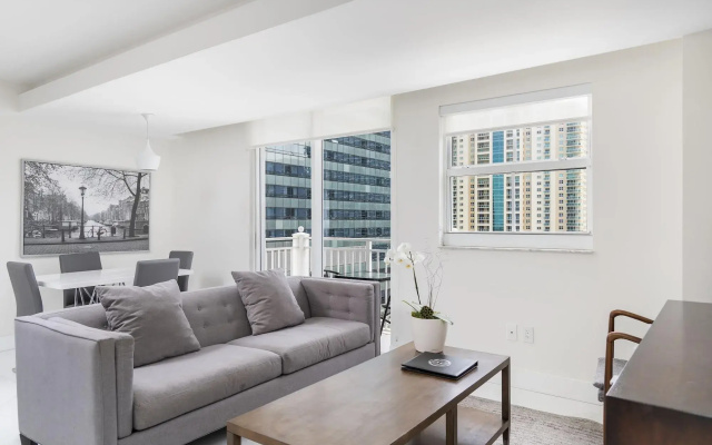 Fortune House Hotel Suites