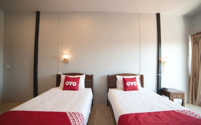 OYO 465 Krung Kao Traveller Lodge (Vaccinated Staff)