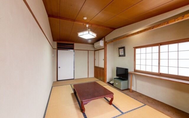 OYO Ryokan Marutora Bekkan Nishio Kira