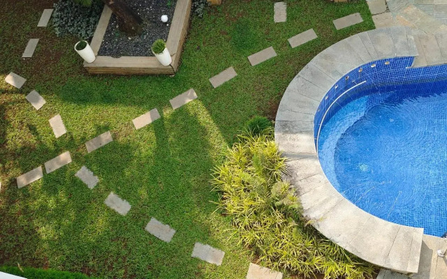 Jia 3 Candolim Goa-3bhk,nrBeach,Pool,Wifi,Bar table-Villa M by Moh Hospitality