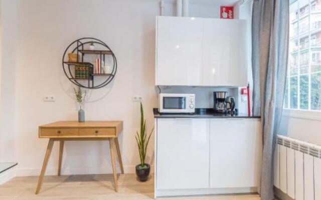 Mit House Avenida America En Madrid Capital
