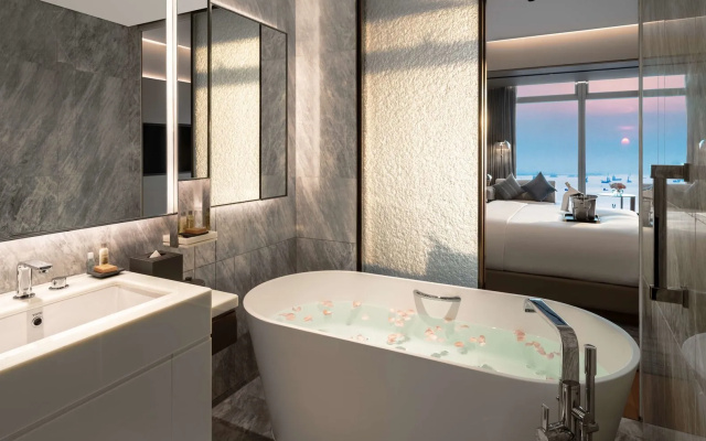 Hilton Shenzhen World Exhibition & Convention Center
