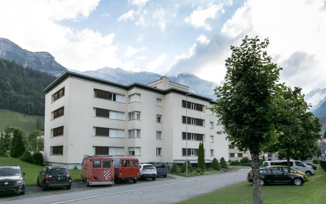 Spiritual Studio Parkplatz Coffee WiFi