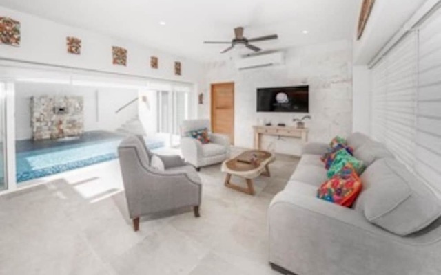 Casa Glorioso by Skyrun