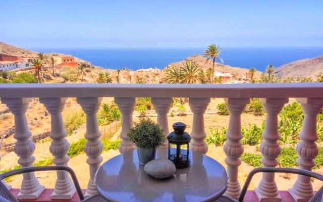Apartment With 3 Bedrooms in Alojera, With Wifi