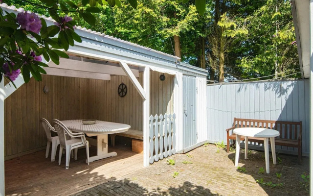 6 Person Holiday Home in Borkop