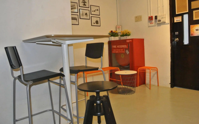 Royal Hostel