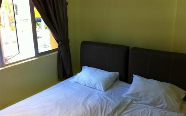 Hotel Budget UB Inn